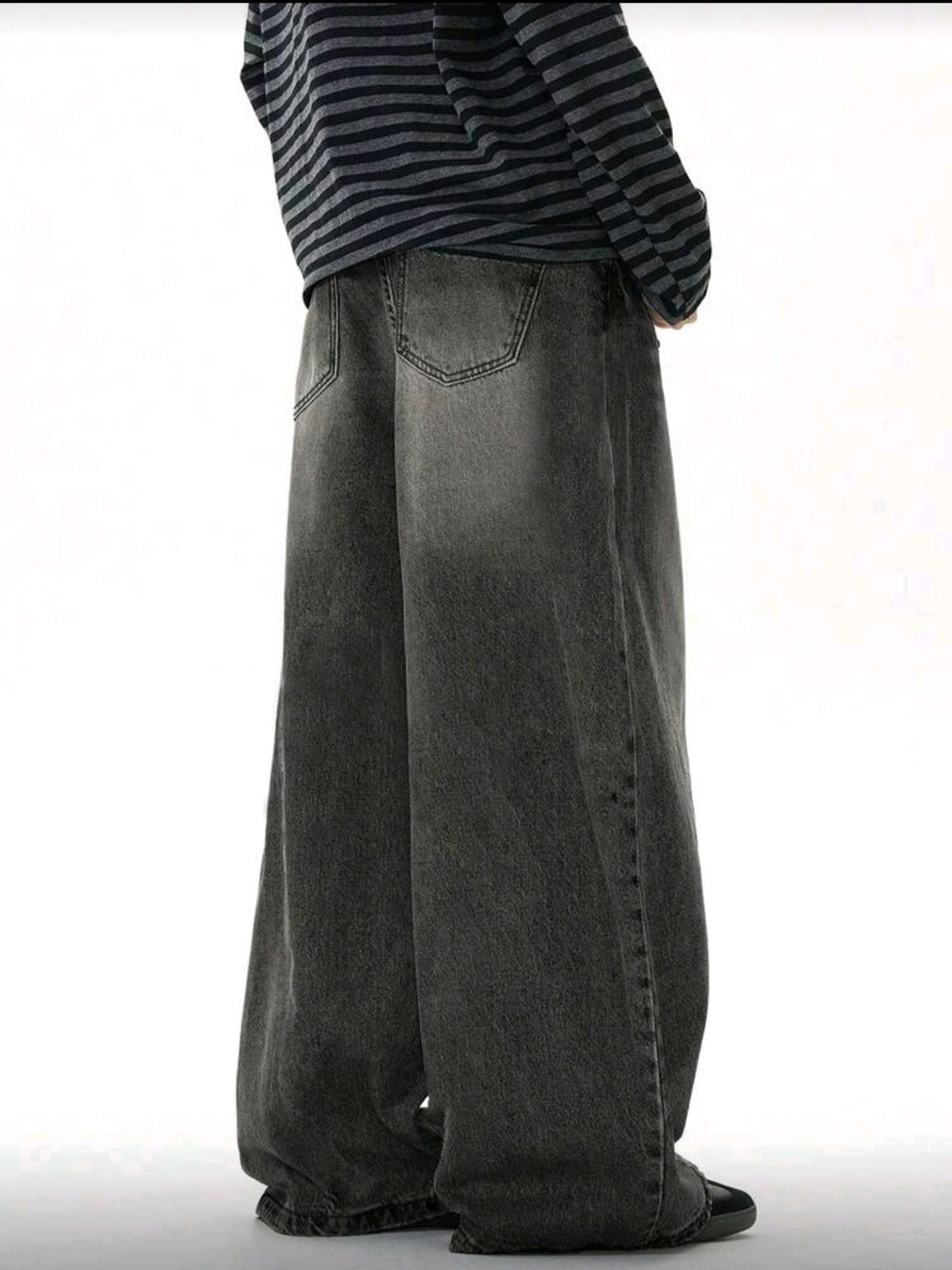 1pc Vintage Distressed Washed Loose Fit Wide Leg Jeans